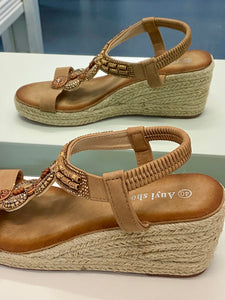 Hemp Wedge Sandals - Camel