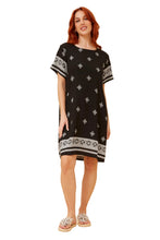 Load image into Gallery viewer, Printed Shift Dress - Black