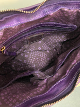 Load image into Gallery viewer, Fina Zip Round Hobo - Fig