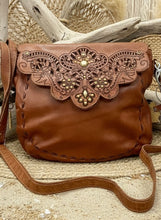 Load image into Gallery viewer, Silva Shoulder Bag- Oak