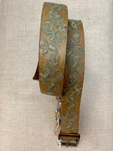 Load image into Gallery viewer, Vine Leather Belt - Mud