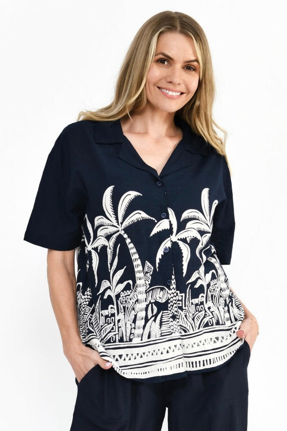 Margot Collared Short Sleeve Top in Navy – front view with button detail