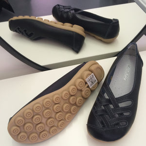 Black Lattice Style Leather Nodule Shoes